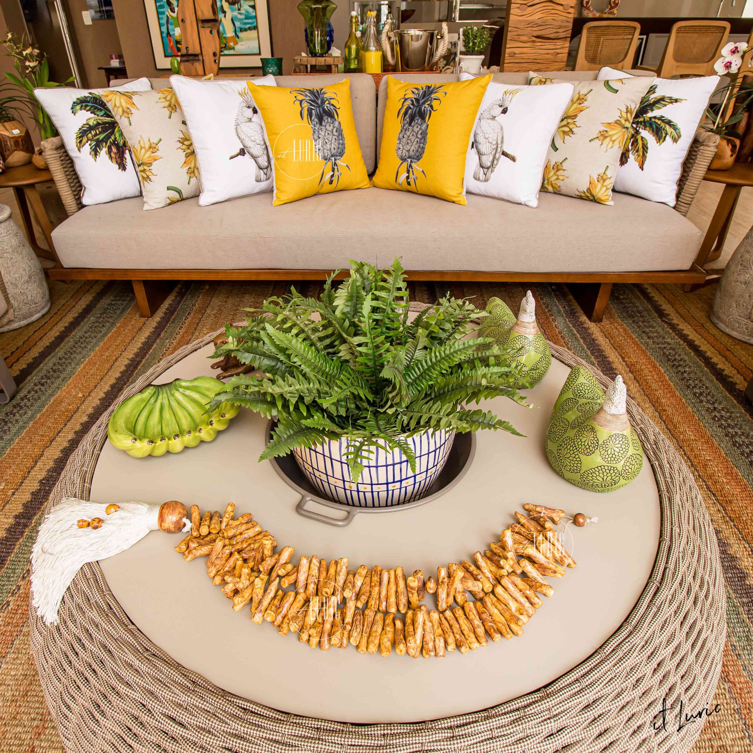 COLAR DECORATIVO DE MESA EM FAIANÇA NUMIS (10)