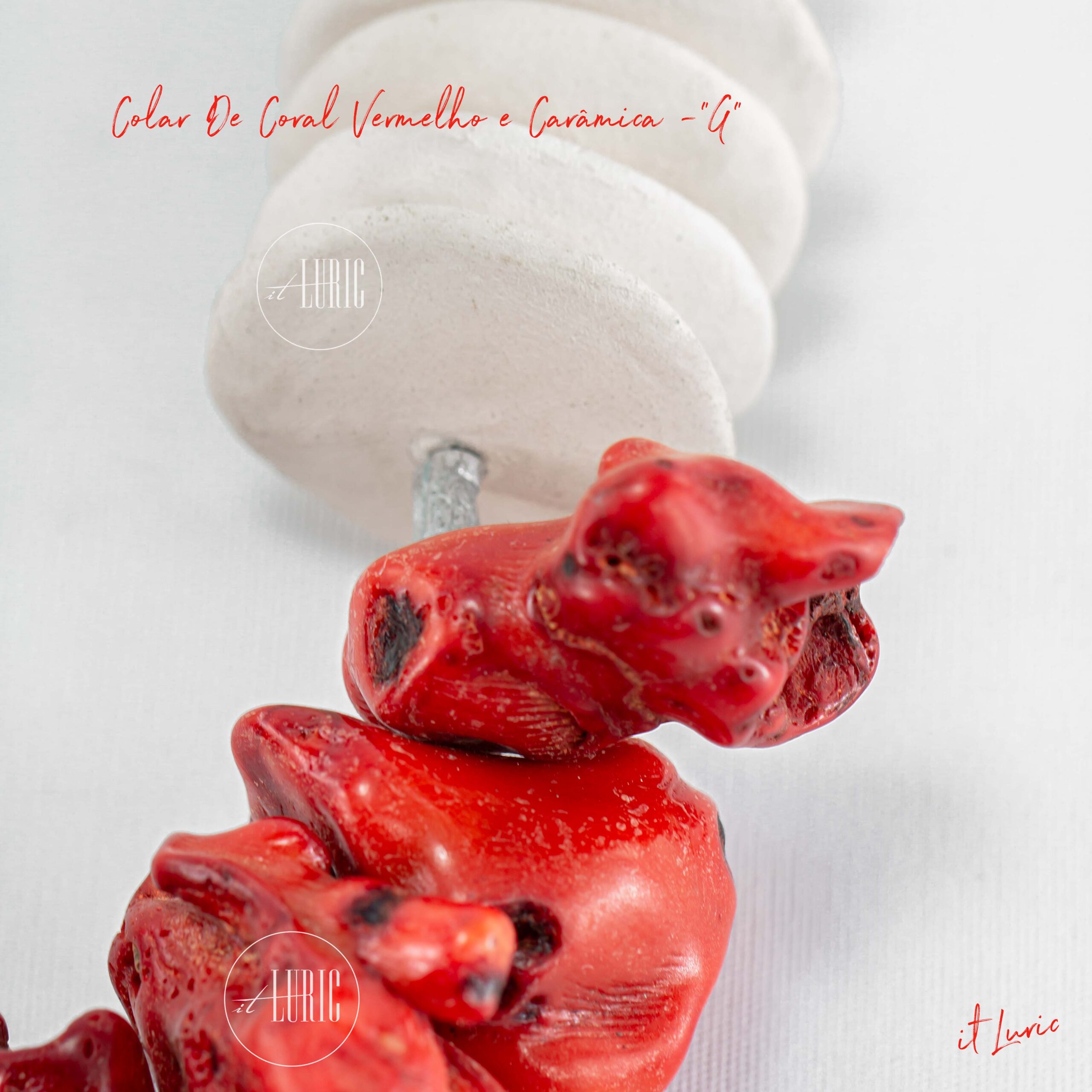COLAR DE CORAL VERMELHO E CERÂMICA-G (2)
