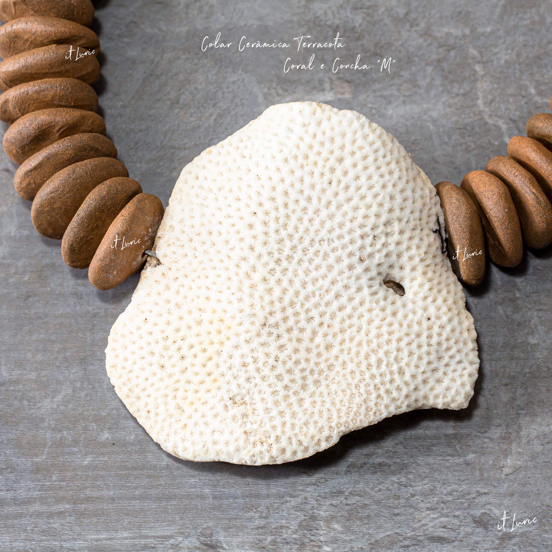 COLAR CERÂMICA TERRACOTA CORAL E CONCHA-M (2)