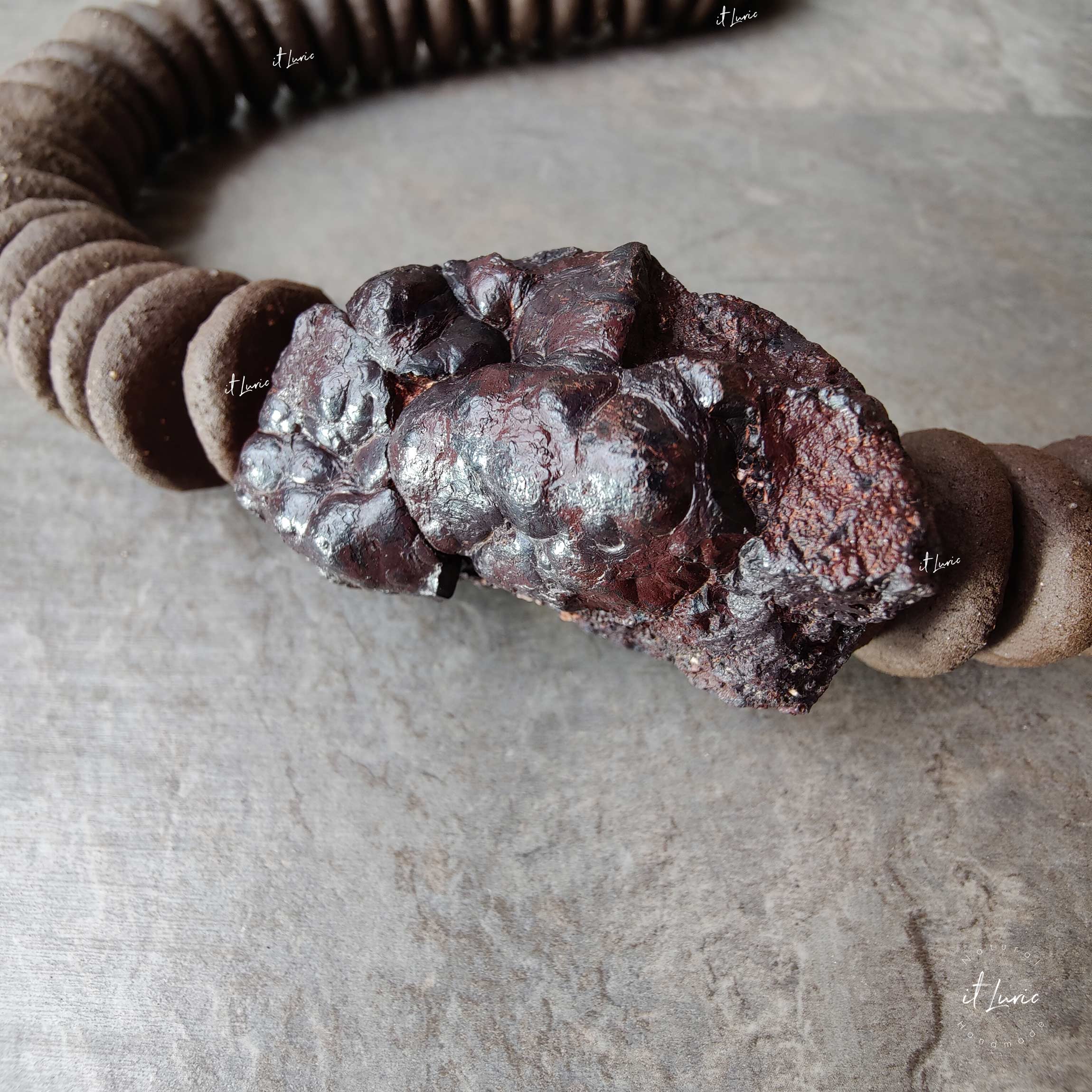 COLAR DE MESA CERÂMICA PRETA COM CHAMOTE BR (3)