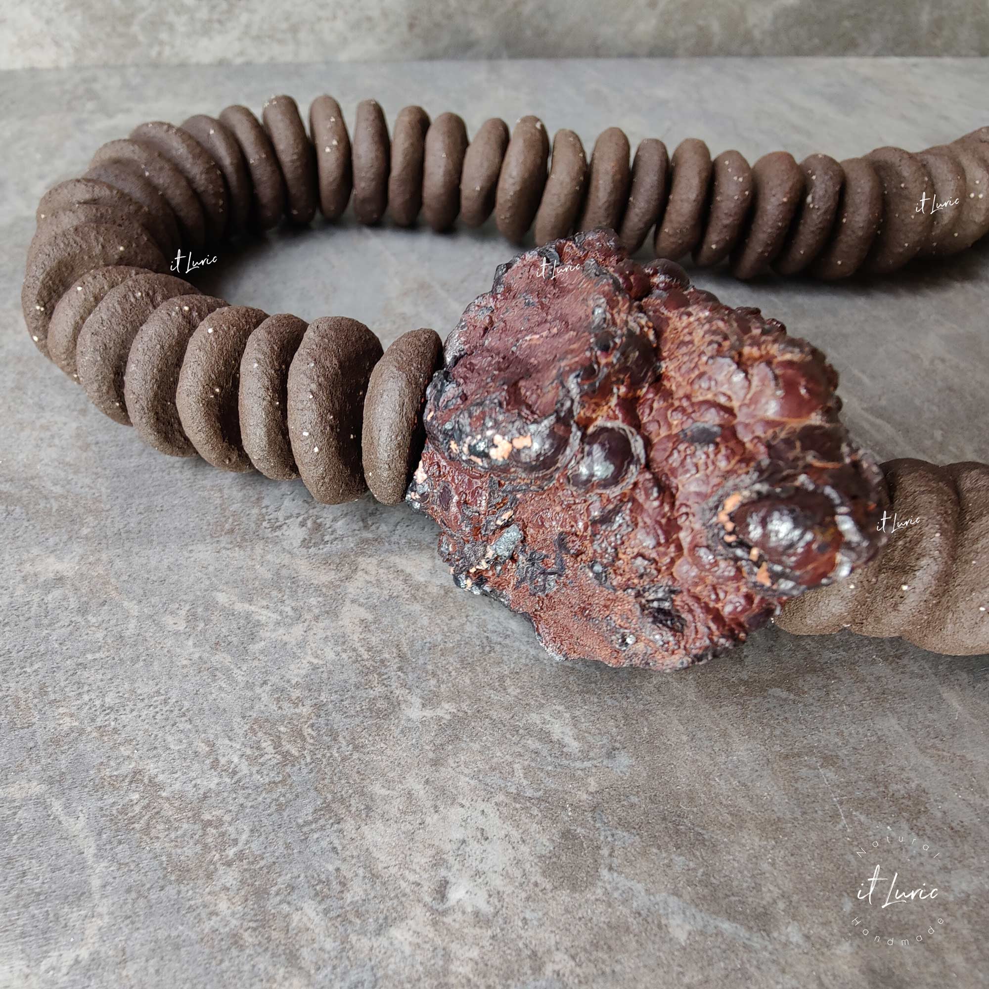 COLAR DE MESA CERÂMICA PRETA COM CHAMOTE BR (6)