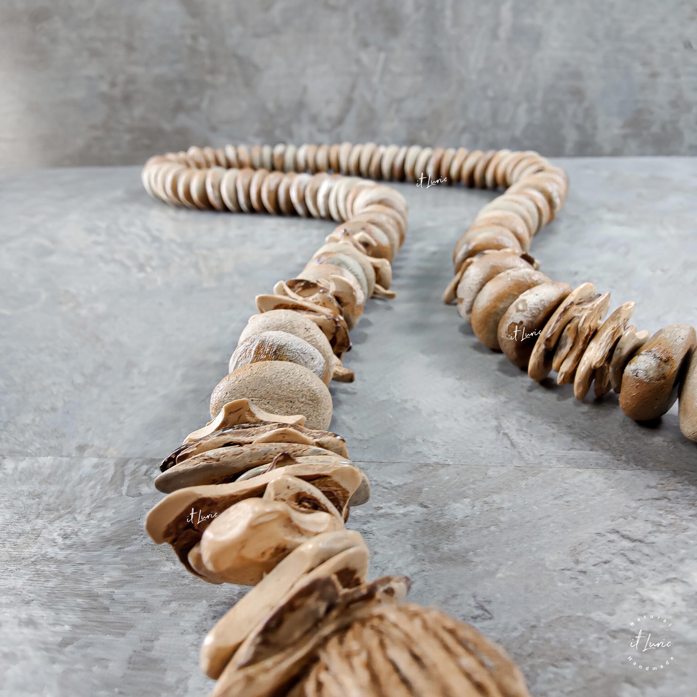 Colar Creme Saggar Tassel Palha de Seda (2)