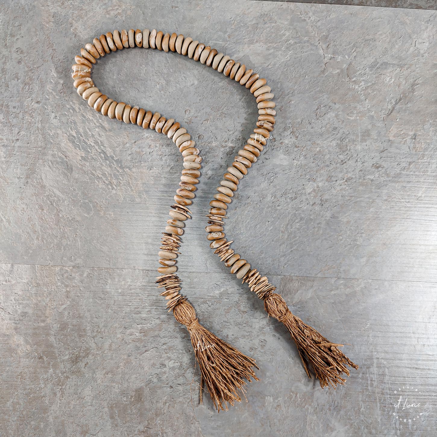 Colar Creme Saggar Tassel Palha de Seda (3)
